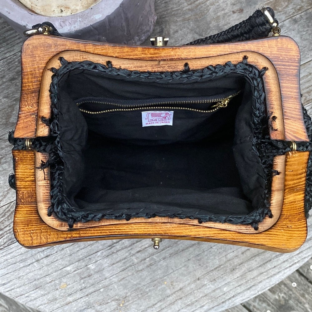 🕵️♂️HOST PICK👀 Japanese raffia handbag w/ wooden angled frame Black - Picture 6 of 9
